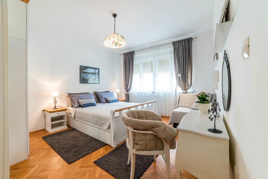 Apartment Aquileia Πούλα Εξωτερικό φωτογραφία